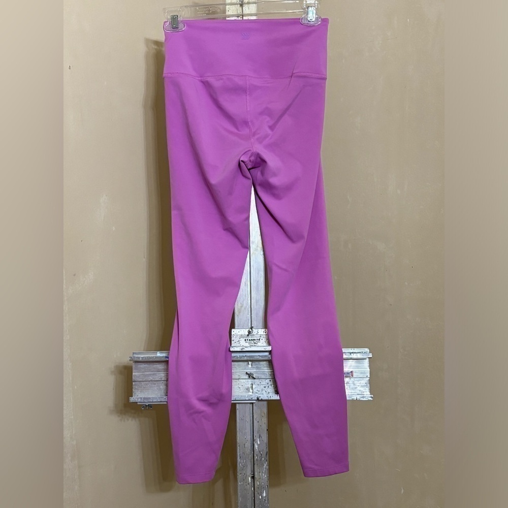 ALL IN MOTION PINK LEGGINGS SZ SMALL - Picture 3 of 5
